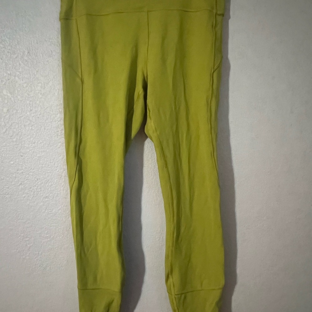 Lululemon Athletica Green Leggings with Tapered Fit